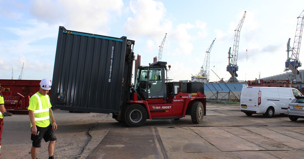 Samenwerking Mammoet & HCM: de 20ft High Cube Solar container image