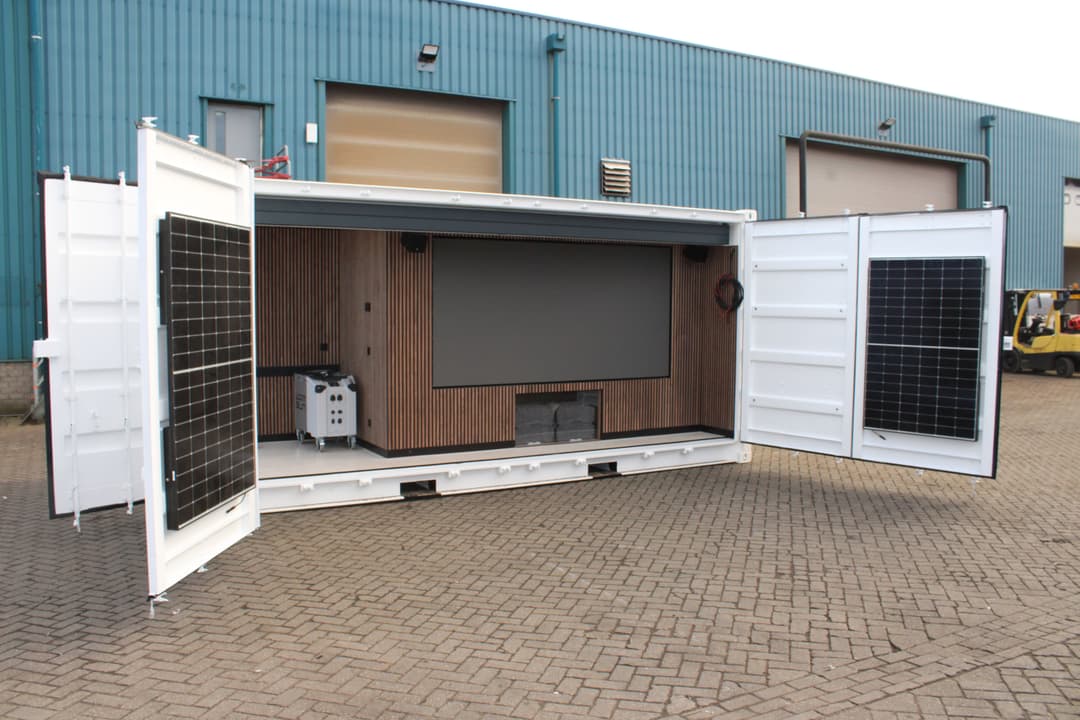 van vulpen showroom container